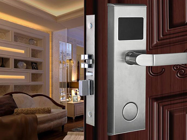 让胡路24小时上门开锁公司